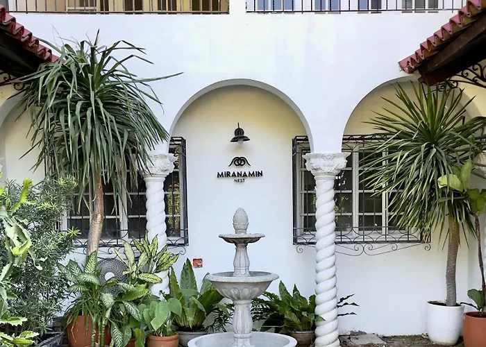 Miranamin Nest Liryo And Lantana - Luxury In Unique Historic - Indoor Plunge Pool, Self-service Breakfast, Garden View, Rooftop, Private Kitchen Manila
