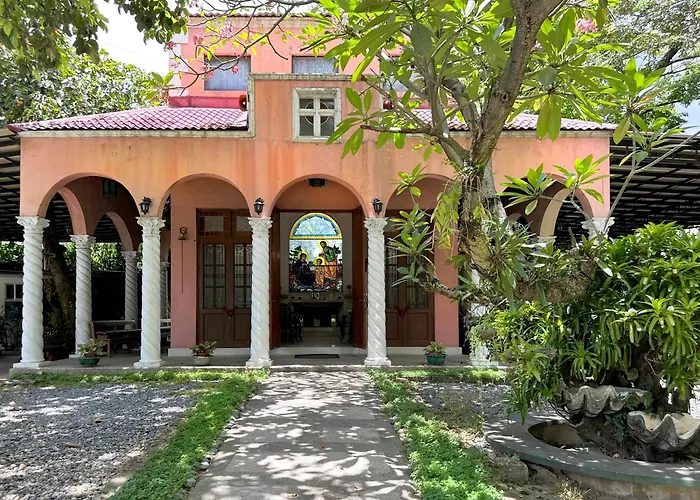 Miranamin Nest Liryo And Lantana - Luxury In Unique Historic - Indoor Plunge Pool, Self-service Breakfast, Garden View, Rooftop, Private Kitchen Apartment *