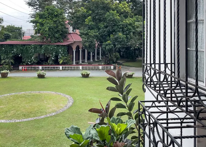 Miranamin Nest Liryo And Lantana - Luxury In Unique Historic - Indoor Plunge Pool, Self-service Breakfast, Garden View, Rooftop, Private Kitchen * Manila